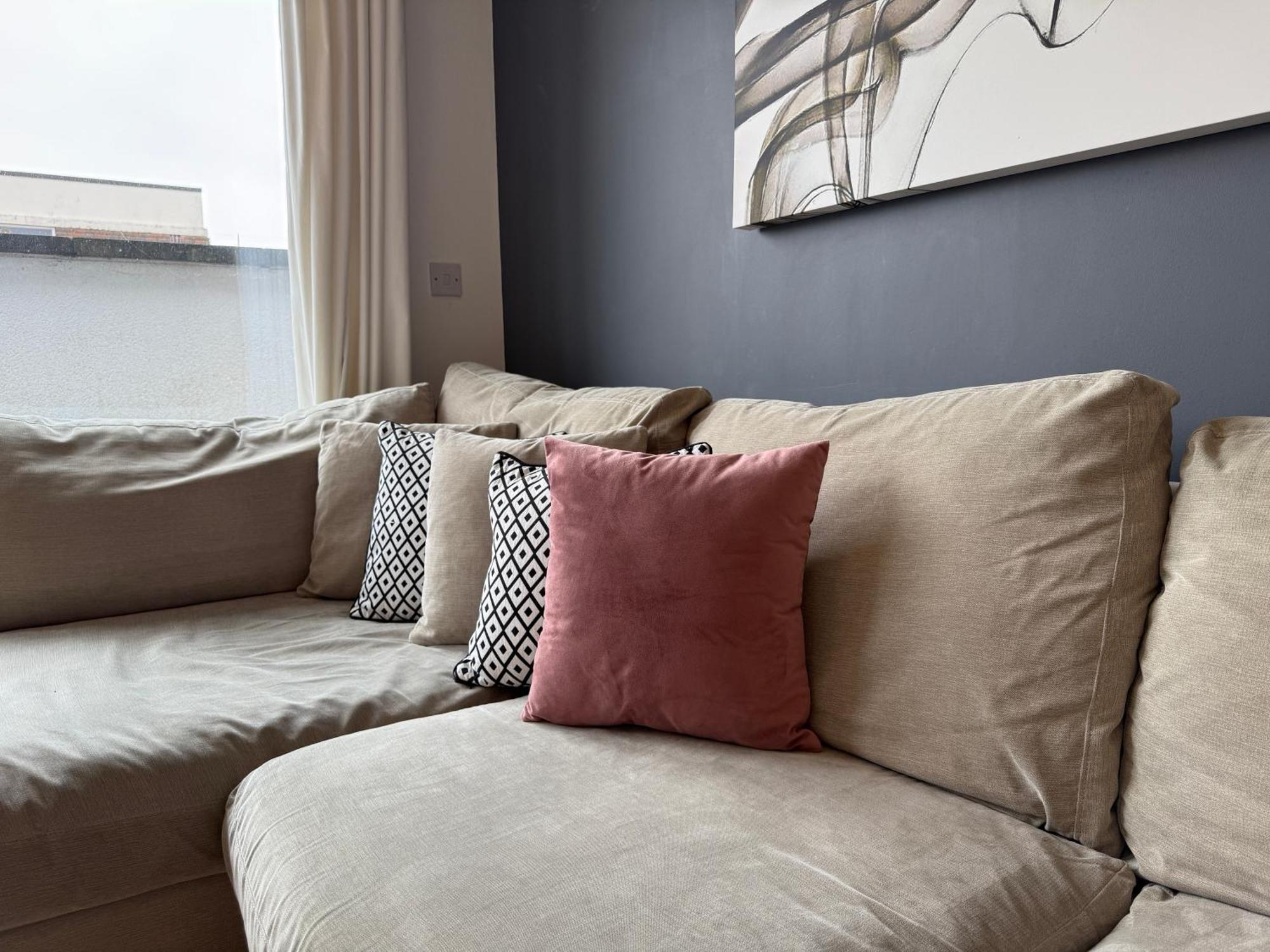 Spacious 2 Bedroom Flat, Near Kings Cross, Location Appartamento *