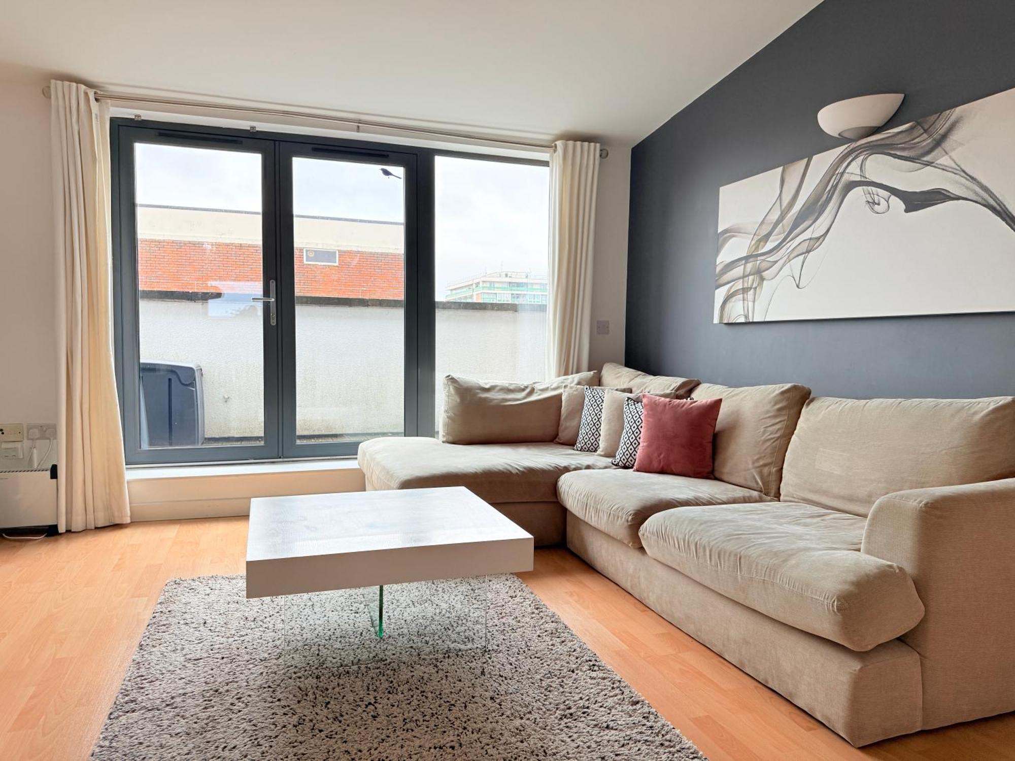 Spacious 2 Bedroom Flat, Near Kings Cross, Location Appartamento Londra