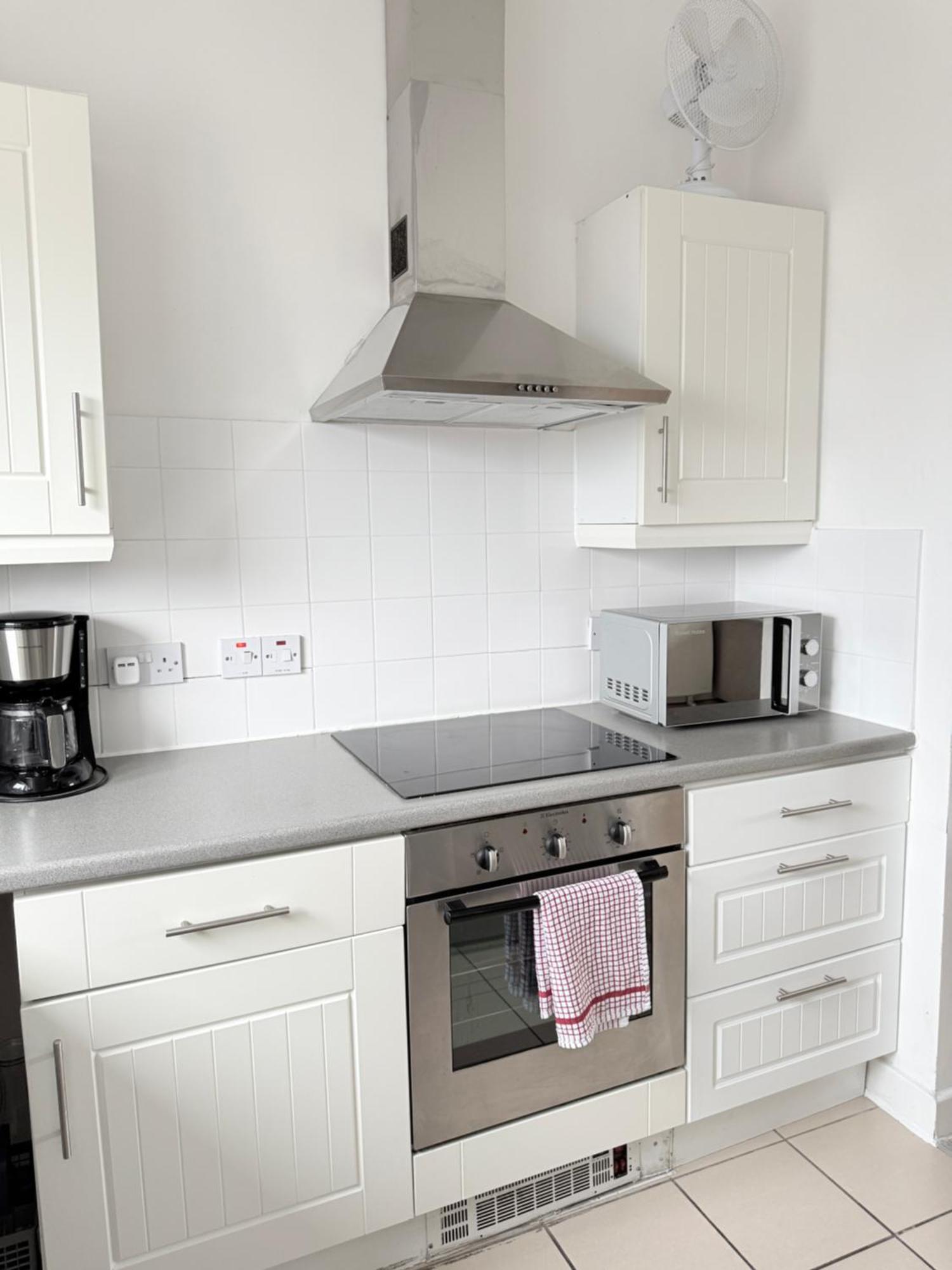 Spacious 2 Bedroom Flat, Near Kings Cross, Location Londra